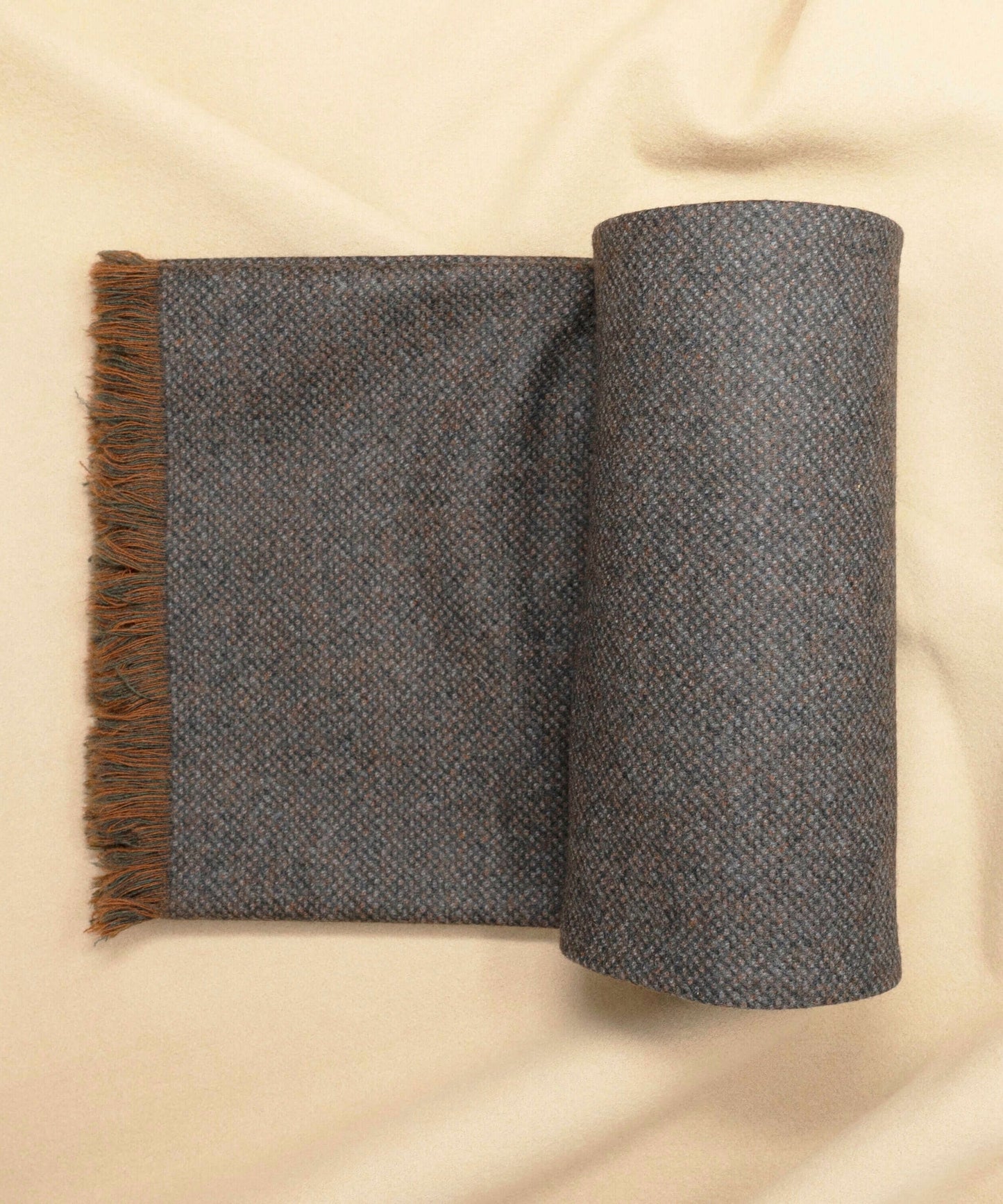 Cedar Brown Barleycorn Tweed Scarf