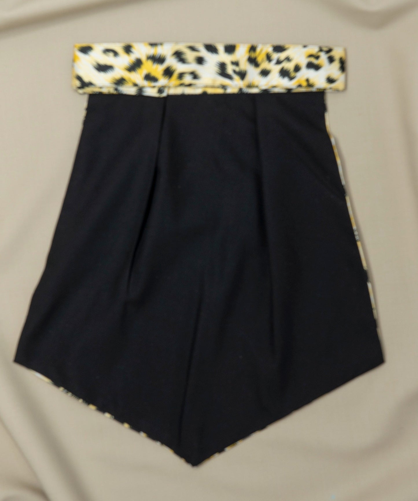 Sun & Sand Leopard Print Yellow Cravat