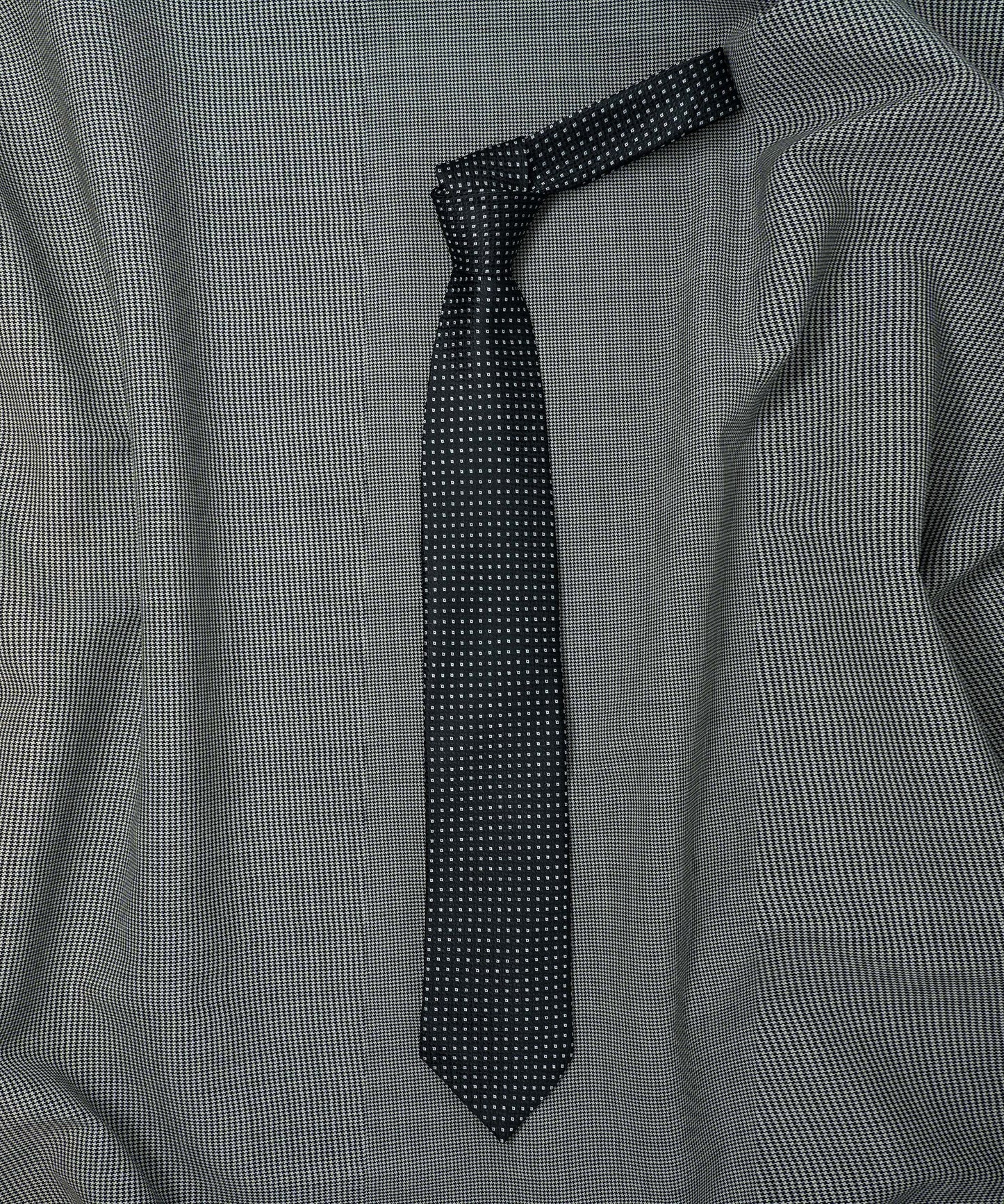 Monochrome Necktie