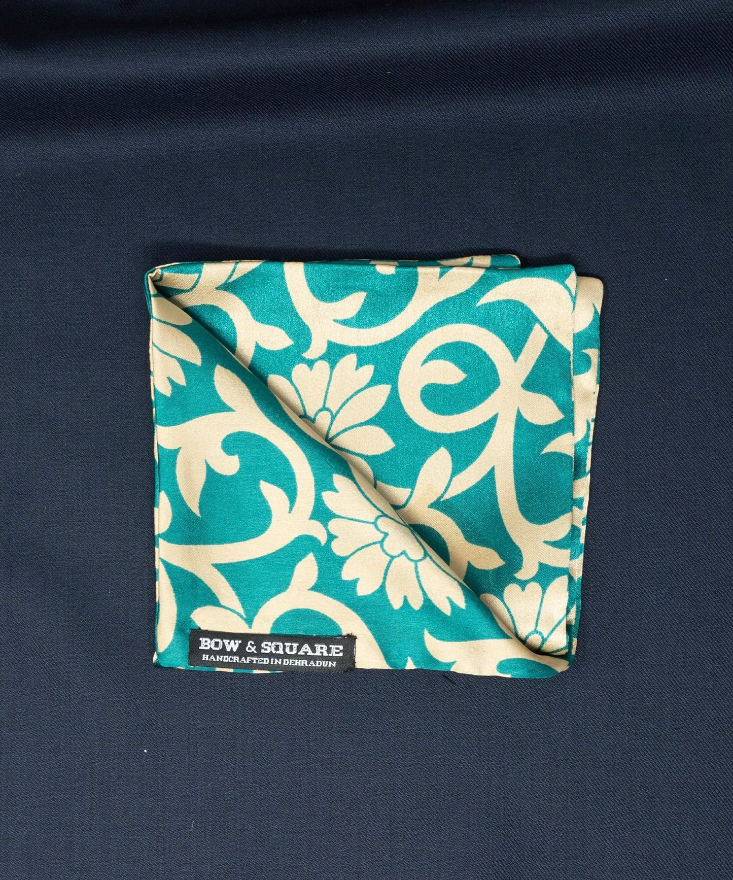 Sun & Sand Floral Green Pocket Square