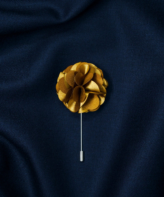 Walnut Carnation