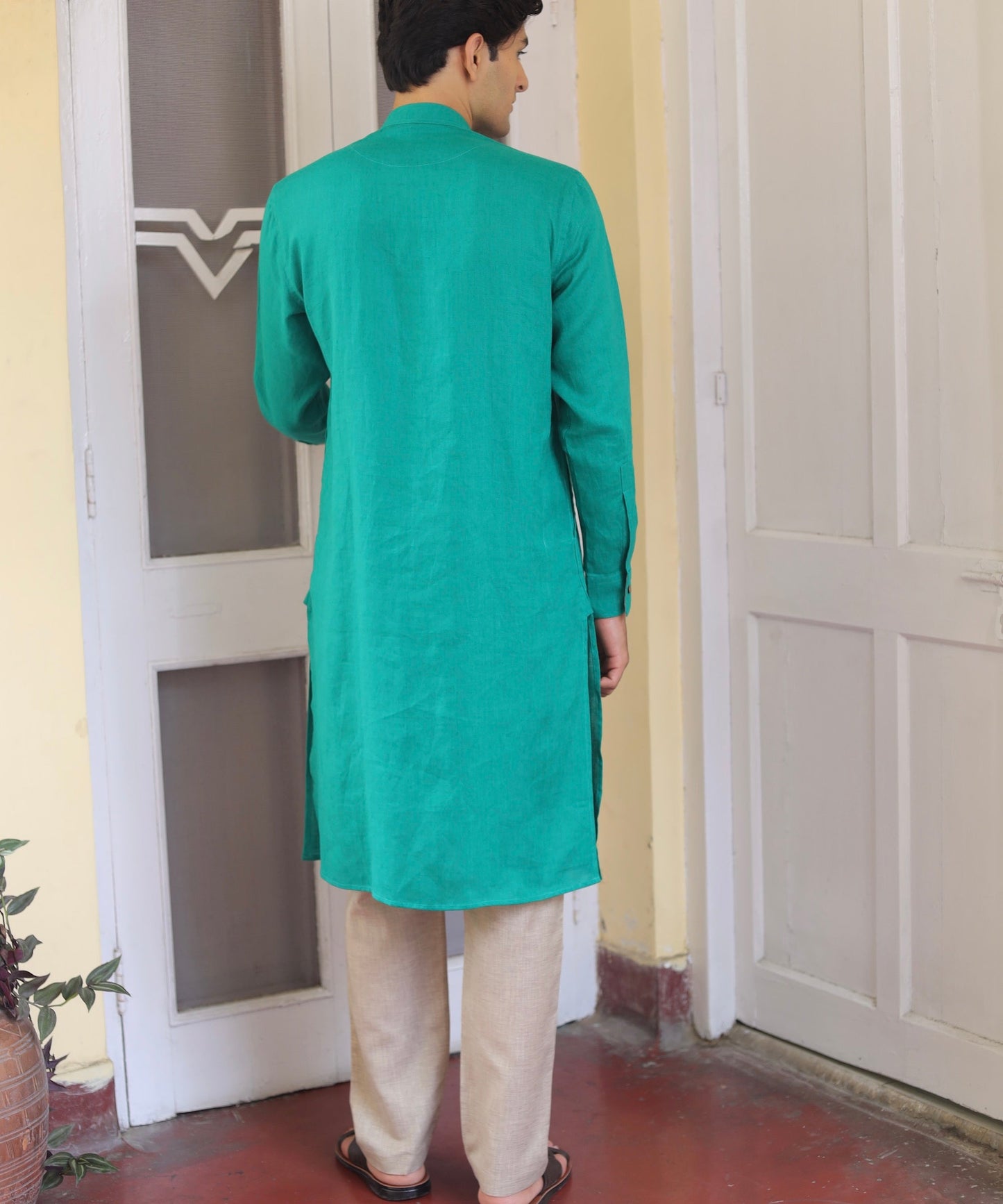 Emerald Hue Linen Kurta Pyjama Set